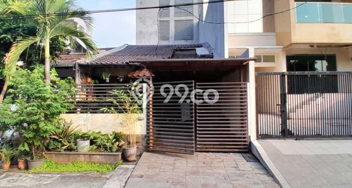 Dijual Rumah 3 KT di Puri Indah, Jakarta Barat - LT 140m² Dijual Rumah 3 KT di Puri Indah, Jakarta Barat - LT 140m²