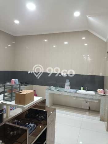 Rumah Elit LB 150m2 Siap Pakai Desain Elegan di Duri Kosambi, Jakarta Barat Rumah Elit LB 150m2 Siap Pakai Desain Elegan di Duri Kosambi, Jakarta Barat