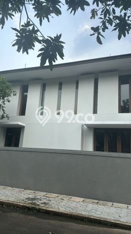 Hunian Mewah Siap Huni LT 499m2 di Pesanggrahan, Jakarta Selatan Hunian Mewah Siap Huni LT 499m2 di Pesanggrahan, Jakarta Selatan
