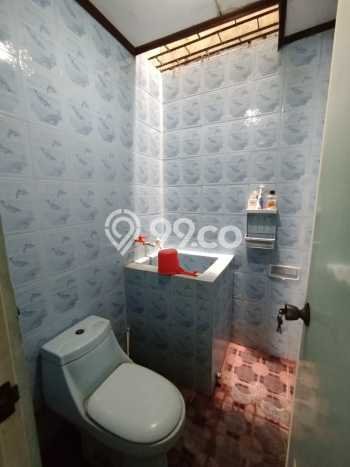 Rumah Elit Modern Siap Huni di Taman Kota Jakarta Barat Rumah Elit Modern Siap Huni di Taman Kota Jakarta Barat