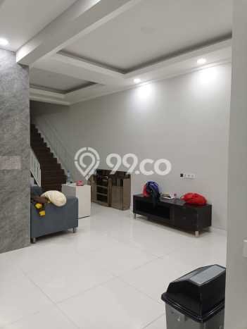 Rumah Elit LB 150m2 Siap Pakai Desain Elegan di Duri Kosambi, Jakarta Barat Rumah Elit LB 150m2 Siap Pakai Desain Elegan di Duri Kosambi, Jakarta Barat