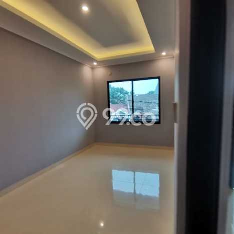 Dijual Rumah Mewah Megah Dengan View Cantik di BSD Griya Loka, Tangerang Dijual Rumah Mewah Megah Dengan View Cantik di BSD Griya Loka, Tangerang