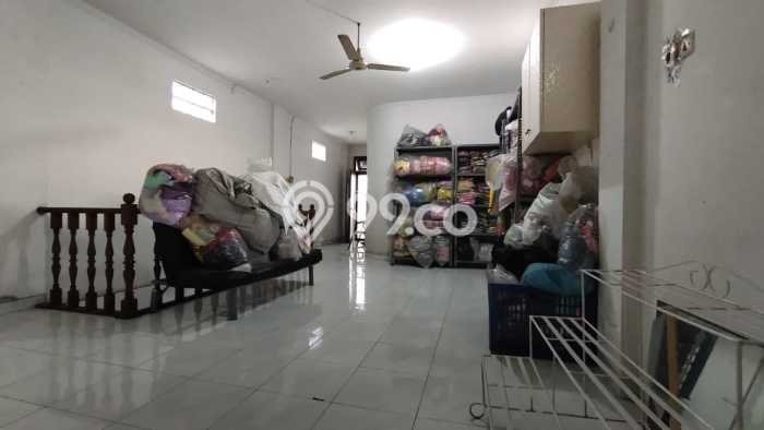 Lokasi Strategis! Dijual Ruko Bisnis di Grogol Petamburan, Jakarta Barat Kondisi Baik Lokasi Strategis! Dijual Ruko Bisnis di Grogol Petamburan, Jakarta Barat Kondisi Baik