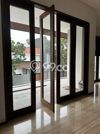 Hunian Mewah Siap Huni LT 499m2 di Pesanggrahan, Jakarta Selatan Hunian Mewah Siap Huni LT 499m2 di Pesanggrahan, Jakarta Selatan