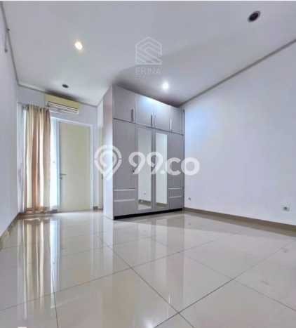 Rumah Elit LB 150m2 Siap Pakai Desain Elegan di Duri Kosambi, Jakarta Barat Rumah Elit LB 150m2 Siap Pakai Desain Elegan di Duri Kosambi, Jakarta Barat