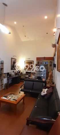 Dijual Rumah 3 KT di Puri Indah, Jakarta Barat - LT 140m² Dijual Rumah 3 KT di Puri Indah, Jakarta Barat - LT 140m²