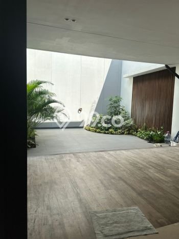 Hunian Mewah Siap Huni LT 499m2 di Pesanggrahan, Jakarta Selatan Hunian Mewah Siap Huni LT 499m2 di Pesanggrahan, Jakarta Selatan