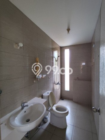 Rumah Nyaman di , 3 KT, Area Tenang, Luas 102m2m² LB 120m2m² Rumah Nyaman di , 3 KT, Area Tenang, Luas 102m2m² LB 120m2m²