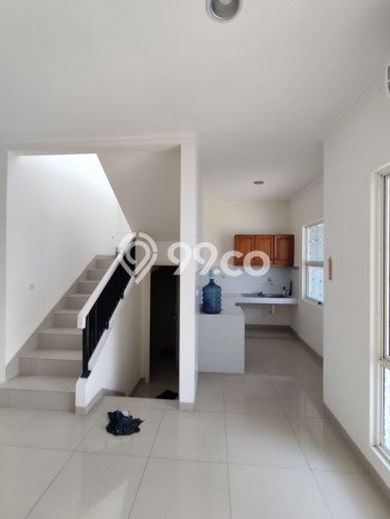 Rumah Nyaman di , 3 KT, Area Tenang, Luas 102m2m² LB 120m2m² Rumah Nyaman di , 3 KT, Area Tenang, Luas 102m2m² LB 120m2m²