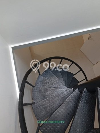 Rumah Elit Modern Siap Huni di Kota Wisata Jakarta Timur Rumah Elit Modern Siap Huni di Kota Wisata Jakarta Timur