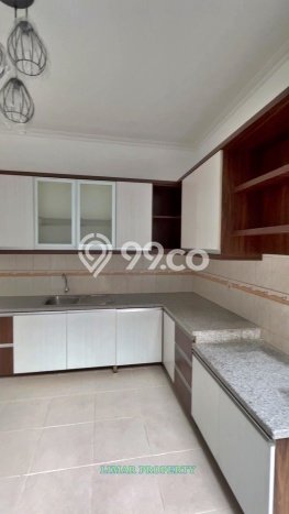 Rumah Elit Modern Siap Huni di Kota Wisata Jakarta Timur Rumah Elit Modern Siap Huni di Kota Wisata Jakarta Timur