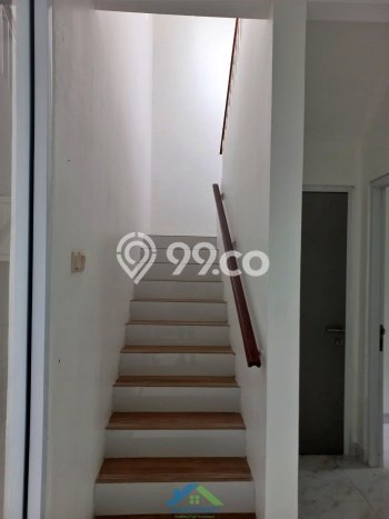 Dijual Hunian Rumah Terawat 5 Kamar di Citra Grand, Jakarta Timur Dijual Hunian Rumah Terawat 5 Kamar di Citra Grand, Jakarta Timur