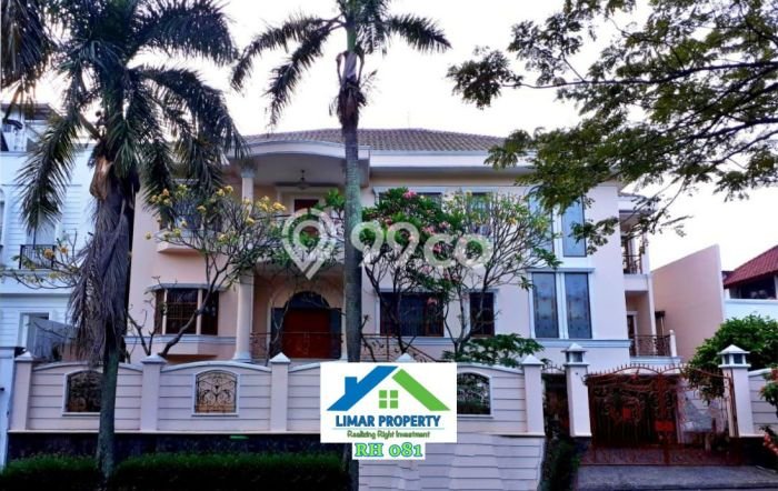 Rumah Luxury Modern Tanpa Renovasi di Raffles Hills Jakarta Timur Rumah Luxury Modern Tanpa Renovasi di Raffles Hills Jakarta Timur