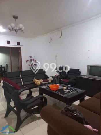 Rumah Kontrakan Jakarta Timur LT 150m2 LB 150m2 Kawasan Cibubur Rumah Kontrakan Jakarta Timur LT 150m2 LB 150m2 Kawasan Cibubur