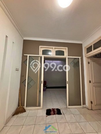 Dijual Hunian Rumah Terawat 4 Kamar di Legenda Wisata, Jakarta Timur Dijual Hunian Rumah Terawat 4 Kamar di Legenda Wisata, Jakarta Timur