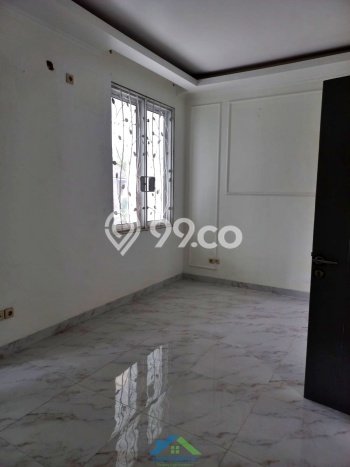 Dijual Hunian Rumah Terawat 5 Kamar di Citra Grand, Jakarta Timur Dijual Hunian Rumah Terawat 5 Kamar di Citra Grand, Jakarta Timur