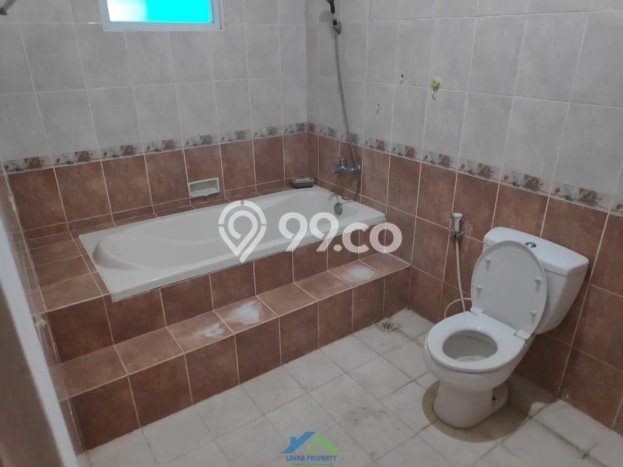 Rumah Minimalis 6 Kamar LT 183m2 di Cibubur Rumah Minimalis 6 Kamar LT 183m2 di Cibubur