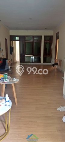 Rumah Luas Asri 4 KT Siap Huni di Raffles Hills Jakarta Timur Rumah Luas Asri 4 KT Siap Huni di Raffles Hills Jakarta Timur