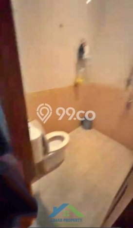 Rumah Luas Asri 4 KT Siap Huni di Raffles Hills Jakarta Timur Rumah Luas Asri 4 KT Siap Huni di Raffles Hills Jakarta Timur