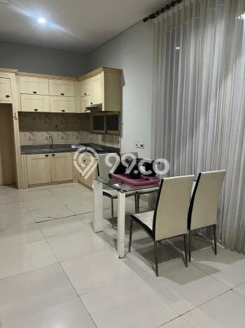 Rumah Elit Modern Tanpa Renovasi di Pakuwon Indah Surabaya Rumah Elit Modern Tanpa Renovasi di Pakuwon Indah Surabaya