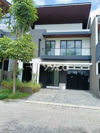 Siap Huni Rumah Mewah 4 Kamar di Sambikerep Dekat ke Mana Pun Siap Huni Rumah Mewah 4 Kamar di Sambikerep Dekat ke Mana Pun