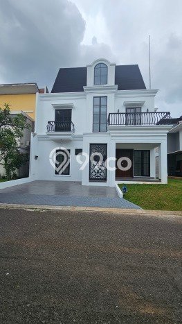 Rumah Elit LB 300m2 Siap Pakai Desain Elegan di BSD, Tangerang Rumah Elit LB 300m2 Siap Pakai Desain Elegan di BSD, Tangerang