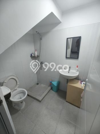 For Sale Hunian Rumah Terawat 4 Kamar di Sektor 7C-Gading Serpong, Tangerang For Sale Hunian Rumah Terawat 4 Kamar di Sektor 7C-Gading Serpong, Tangerang