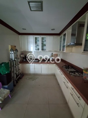 LOKASI TERBAIK! Apartemen Kawasan , 5 KT, Luas 240m2m², Siap Huni, Fasilitas Modern LOKASI TERBAIK! Apartemen Kawasan , 5 KT, Luas 240m2m², Siap Huni, Fasilitas Modern