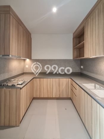 Jual Rumah Mewah Megah Dengan View Eksklusif di BSD City, Tangerang Jual Rumah Mewah Megah Dengan View Eksklusif di BSD City, Tangerang