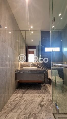 Jual Rumah Mewah Megah Dengan View Eksklusif di BSD City, Tangerang Jual Rumah Mewah Megah Dengan View Eksklusif di BSD City, Tangerang