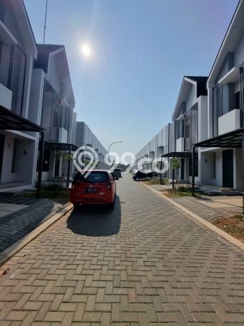 Rumah Luas Asri 2 KT Siap Pakai di BSD City Tangerang Rumah Luas Asri 2 KT Siap Pakai di BSD City Tangerang