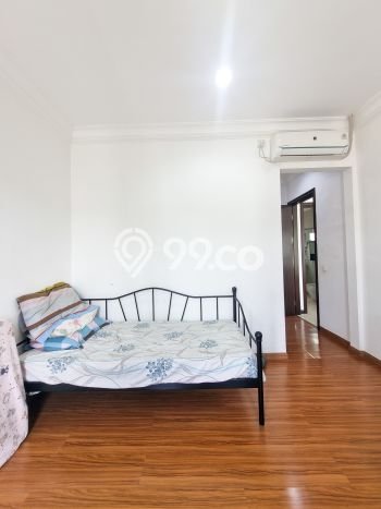 Disewakan! Rumah 3 Kamar Tidur &
3 Kamar Mandi di BSD City, Tangerang Disewakan! Rumah 3 Kamar Tidur &
3 Kamar Mandi di BSD City, Tangerang