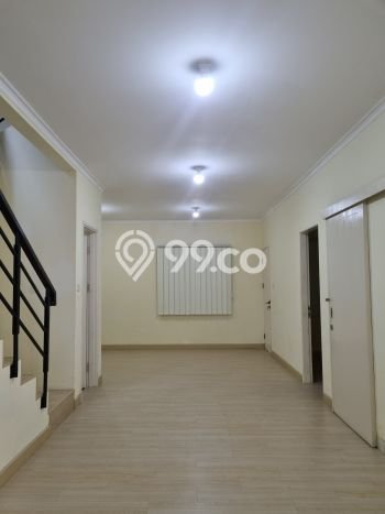 Disewakan! Rumah 3 Kamar Tidur &
2 Kamar Mandi di Gading Serpong, Tangerang Disewakan! Rumah 3 Kamar Tidur &
2 Kamar Mandi di Gading Serpong, Tangerang