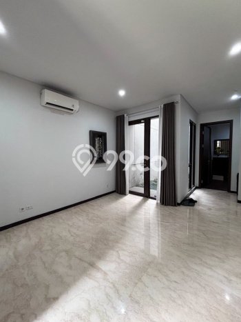 Jarang Ada! Rumah Sewa 3 Kamar Bagus Siap Huni BSD City Jarang Ada! Rumah Sewa 3 Kamar Bagus Siap Huni BSD City