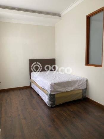 Rumah Kontrakan Tangerang LT 216m2 LB 260m2 Kawasan BSD City Rumah Kontrakan Tangerang LT 216m2 LB 260m2 Kawasan BSD City