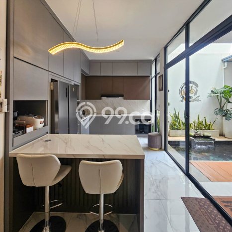 Jual Rumah Luas Elegan Dengan View Eksklusif di Lippo Karawaci, Tangerang Jual Rumah Luas Elegan Dengan View Eksklusif di Lippo Karawaci, Tangerang
