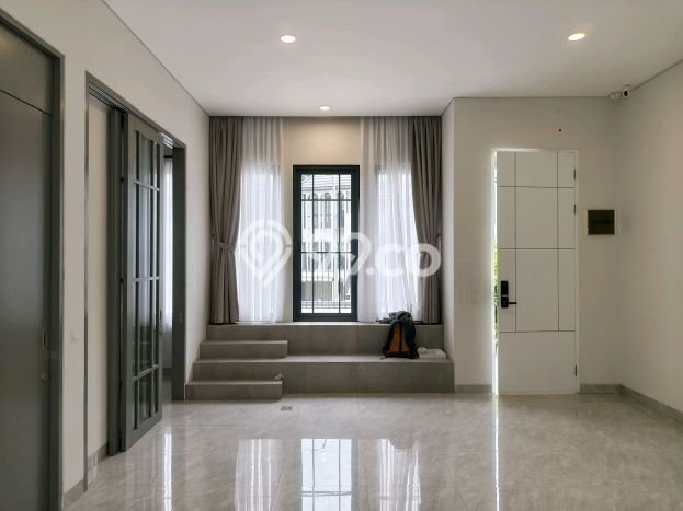 Rumah di , 4 KM, Dekat Rumah Sakit, LT 84m2m² Bangunan 163m2m² Rumah di , 4 KM, Dekat Rumah Sakit, LT 84m2m² Bangunan 163m2m²