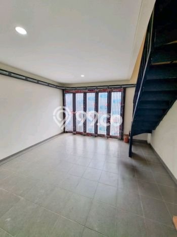 Rumah Luxury Modern Tanpa Renovasi di Suvarna Sutera Tangerang Rumah Luxury Modern Tanpa Renovasi di Suvarna Sutera Tangerang