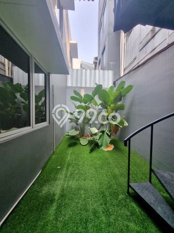 Disewakan! Rumah 3 Kamar Tidur &
2 Kamar Mandi di Gading Serpong, Tangerang Disewakan! Rumah 3 Kamar Tidur &
2 Kamar Mandi di Gading Serpong, Tangerang