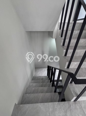 Jarang Ada! Rumah Sewa 3 Kamar Bagus Siap Huni BSD City Jarang Ada! Rumah Sewa 3 Kamar Bagus Siap Huni BSD City