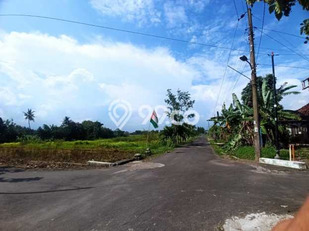 Tanah Dijual Lokasi Godean, Sleman dengan Luas Tanah 125m2 dan Status SHM Tanah Dijual Lokasi Godean, Sleman dengan Luas Tanah 125m2 dan Status SHM