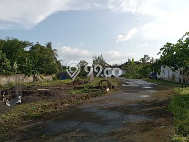 Lahan Strategis di Ngaglik Dijual dengan Luas 152m2 Lahan Strategis di Ngaglik Dijual dengan Luas 152m2