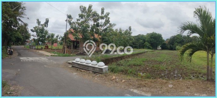 Kavling Tanah di Umbulharjo Dijual Luas 236m2 Legalitas SHM Kavling Tanah di Umbulharjo Dijual Luas 236m2 Legalitas SHM