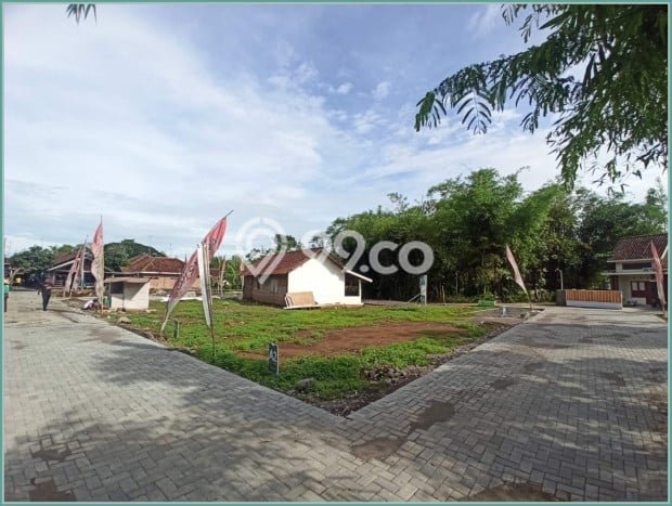 Kavling Tanah untuk Dijual di Maguwoharjo, Yogyakarta, Luas 72m2 Kavling Tanah untuk Dijual di Maguwoharjo, Yogyakarta, Luas 72m2