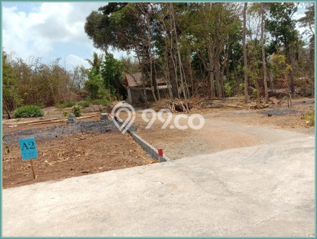 Lahan Strategis di Moyudan Dijual dengan Luas 106m2 Lahan Strategis di Moyudan Dijual dengan Luas 106m2