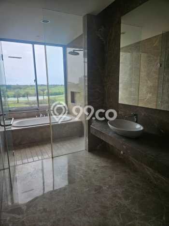 Rumah Luxury Modern Tanpa Renovasi di Golf Island Jakarta Utara Rumah Luxury Modern Tanpa Renovasi di Golf Island Jakarta Utara