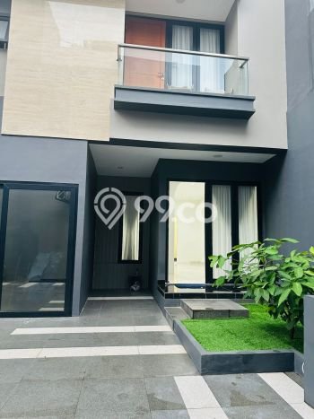 Hunian Elit LB 340m2 Siap Huni Desain Elegan di Kelapa Dua, Jakarta Barat Hunian Elit LB 340m2 Siap Huni Desain Elegan di Kelapa Dua, Jakarta Barat