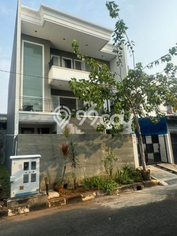 Hunian Super Elit dengan Akses Paling Strategis di Taman Grisenda, Jakarta Utara Hunian Super Elit dengan Akses Paling Strategis di Taman Grisenda, Jakarta Utara