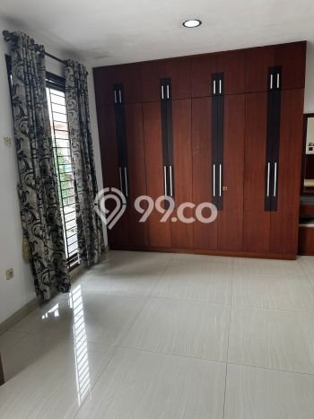 Hot Offer Hunian Premium Ideal dan Luas di Kembangan, Jakarta Barat Hot Offer Hunian Premium Ideal dan Luas di Kembangan, Jakarta Barat