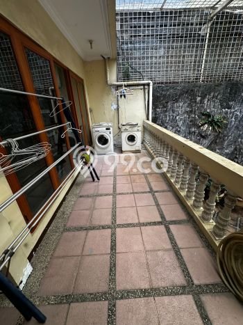 Rumah Kontrakan Jakarta Utara LT 200m2 LB 350m2 Area Muara Karang Rumah Kontrakan Jakarta Utara LT 200m2 LB 350m2 Area Muara Karang